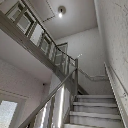 Casa de Férias Huis Van Artevelde - Hondvriendelijk Vakantiewoning Met Gezellige Tuin -