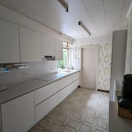 Casa de Férias Huis Van Artevelde - Hondvriendelijk Vakantiewoning Met Gezellige Tuin - *