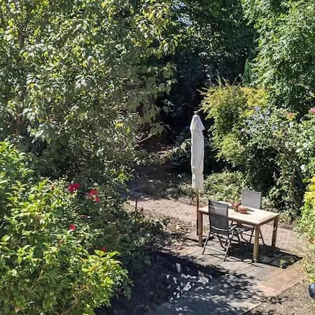 Huis Van Artevelde - Hondvriendelijk Vakantiewoning Met Gezellige Tuin - Gante