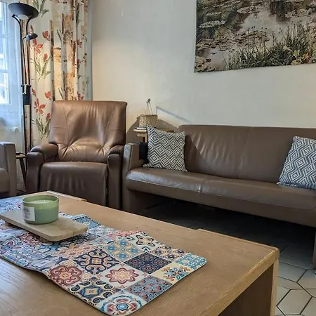 Huis Van Artevelde - Hondvriendelijk Vakantiewoning Met Gezellige Tuin - *