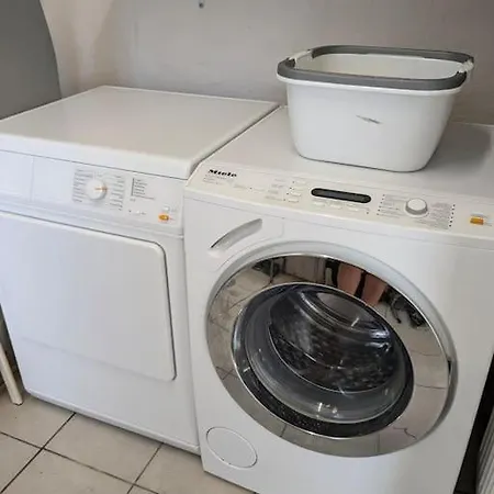 Casa de Férias Huis Van Artevelde - Hondvriendelijk Vakantiewoning Met Gezellige Tuin - Gante