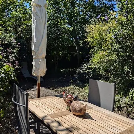 Huis Van Artevelde - Hondvriendelijk Vakantiewoning Met Gezellige Tuin -